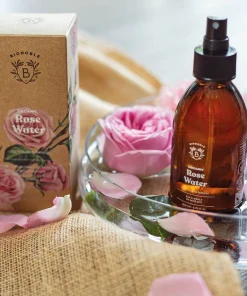 Hydrolat à la rose