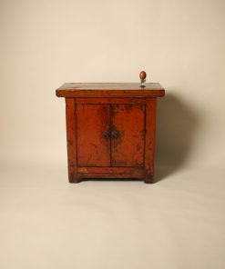 Alternative view of Armoire d&rsquo;appoint Chinoise en orme massif finition Laquée